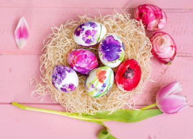 uova polistirolo decoupage, decorare uova pasqua