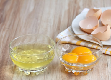rimedi della nonna, albumi d'uovo, bellezza