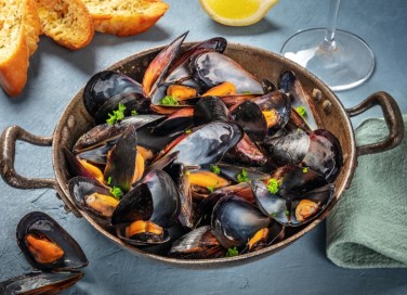 cozze alla marinara, ricetta, passaggi