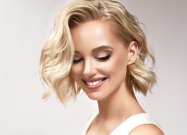tagli capelli donna, primavera 2022, foto