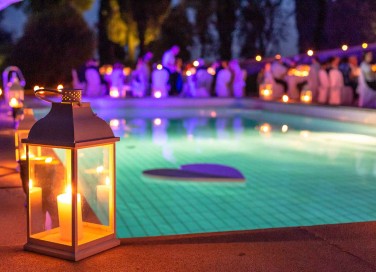 Matrimonio in piscina