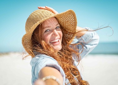 Come scegliere la protezione solare per i capelli