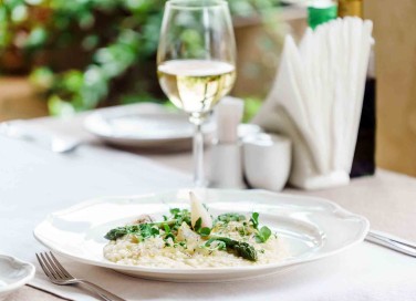 Vino bianco migliore per il risotto