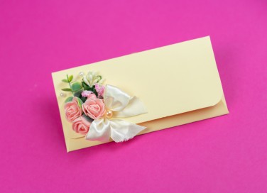 come decorare una busta da lettere, decorare busta