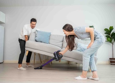 divertirsi pulendo casa