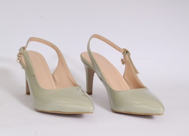 scarpe in vernice