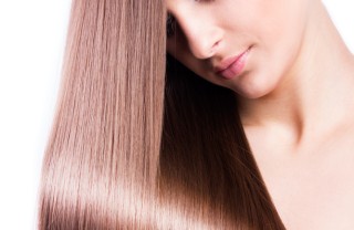 come avere capelli lisci e stirati