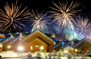 Splugen Svizzera capodanno San Silvestro inverno vacanze neve sci fuochi d'artificio Splugen Svizzera capodanno San Silvestro inverno vacanze neve sci fuochi d'artificio