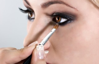 dark, smoky eyes