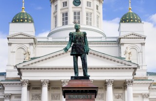Helsinki Finlandia statua piazza del Senato