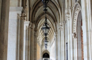 Vienna Austria portico colonne