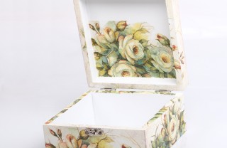 cosa regalare a chi fa decoupage, idee regalo decoupage