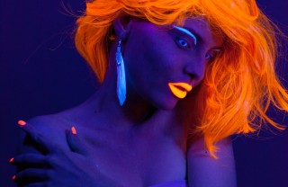 colori accesi, neon, estate