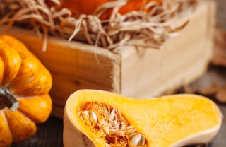 autunno frutta arancione proprietà benefici