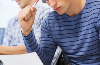 pagella, scuola, insegnanti, colloquio, voti, risultati, donne, donna