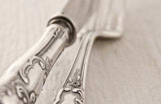 coltello forchetta argenteria pulizia