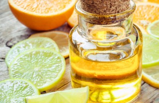 odore casa profumo metodi naturali trucchi suggerimenti elimina cattivi odori aceto limone 