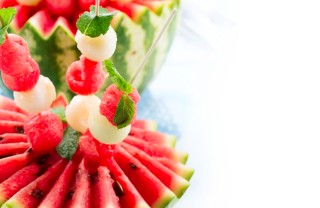 presentazione consigli frutta verdura fantasia piatto