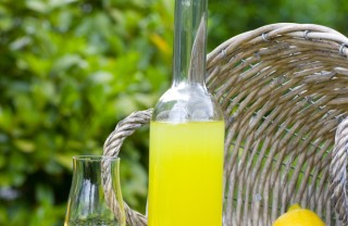 limoncello liquore limone ricetta casa