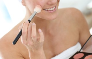 contouring make up scolpire e modellare il viso