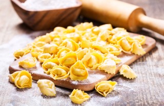 tortellini bolognese