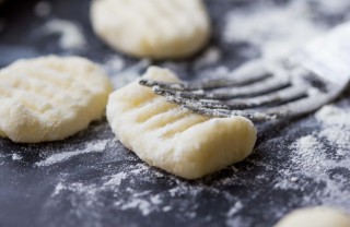 gnocchi patate uovo noce moscata