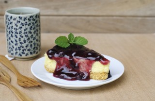 torta ricotta cheesecake marmellata mirtilli biscotti