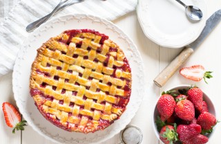 crostata pasta frolla marmellata fragole