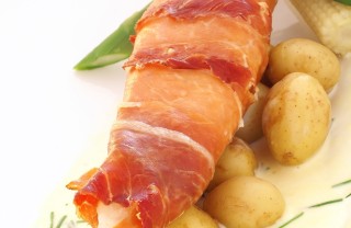 faraona cartoccio erbe prosciutto crudo
