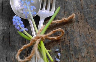come pulire l'argento con il bicarbonato