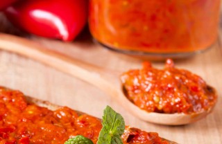 marmellata di peperoni rossi