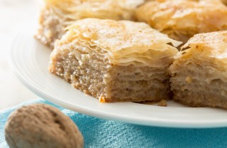 dolce pasquale pasta sfoglia noci