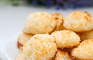 Biscotti al cocco morbidi