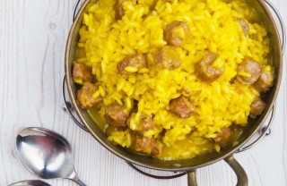 Risotto con salsiccia e zafferano