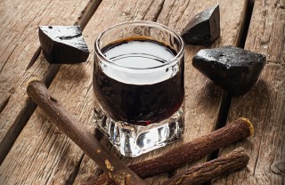 Liquore alla liquerizia