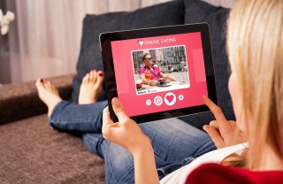 Come difendersi dal romance scam sui siti d'incontri romance scam, truffe online, siti d'incontri