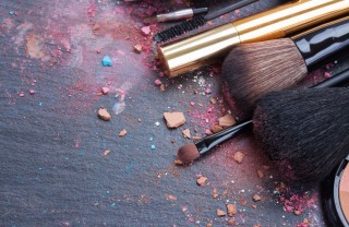 Come lavare e igienizzare i pennelli trucco lavare pennelli trucco