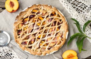 crostata di pesche, ricetta vegana