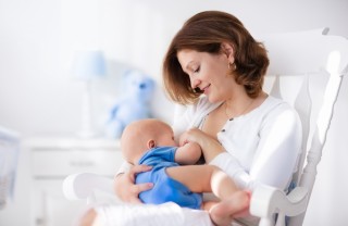 seno sodo allattamento, come mantenere il seno sodo dopo l’allattamento