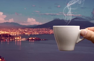 La storia del caffè sospeso di Napoli caffè sospeso, napoli, tradizioni popolari