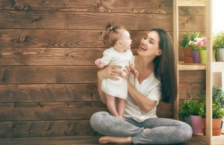 Una mamma e la sua bambina mamma, bambina