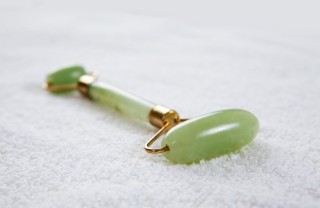 jade roller, bellezza, rimedi naturali