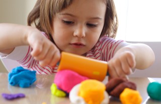 lavoretti pongo bambini