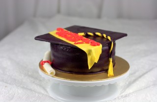 torte laurea pasta di zucchero, tocco pasta di zucchero, cappello laurea pasta di zucchero