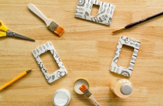 decorare placche interruttori, decoupage placche interruttori