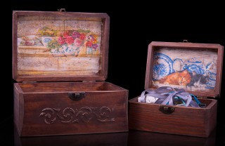 Decorare una cassapanca con il decoupage decorare cassapanca, cassapanca decoupage