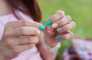 fiori smalto, fiori con filo di ferri, fiori fai da te, fiori filo metallico