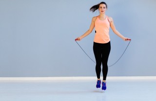 Quante calorie si bruciano saltando la corda saltare la corda, calorie, attività fisica