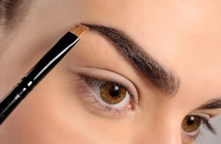 trucco, sopracciglia, ombretto