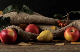 frutta e verdura autunnali pere e mele